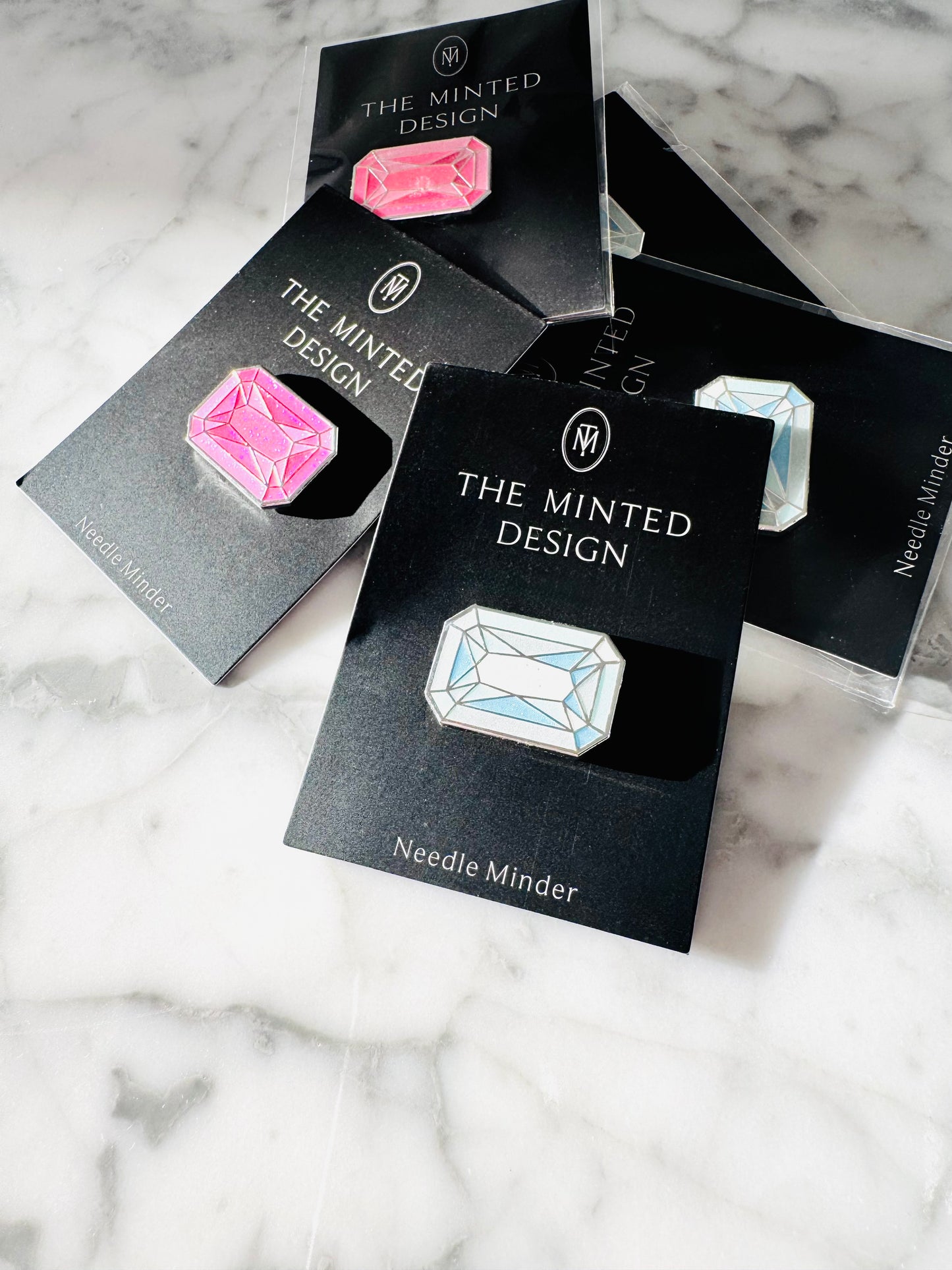 Diamond Needle Minder