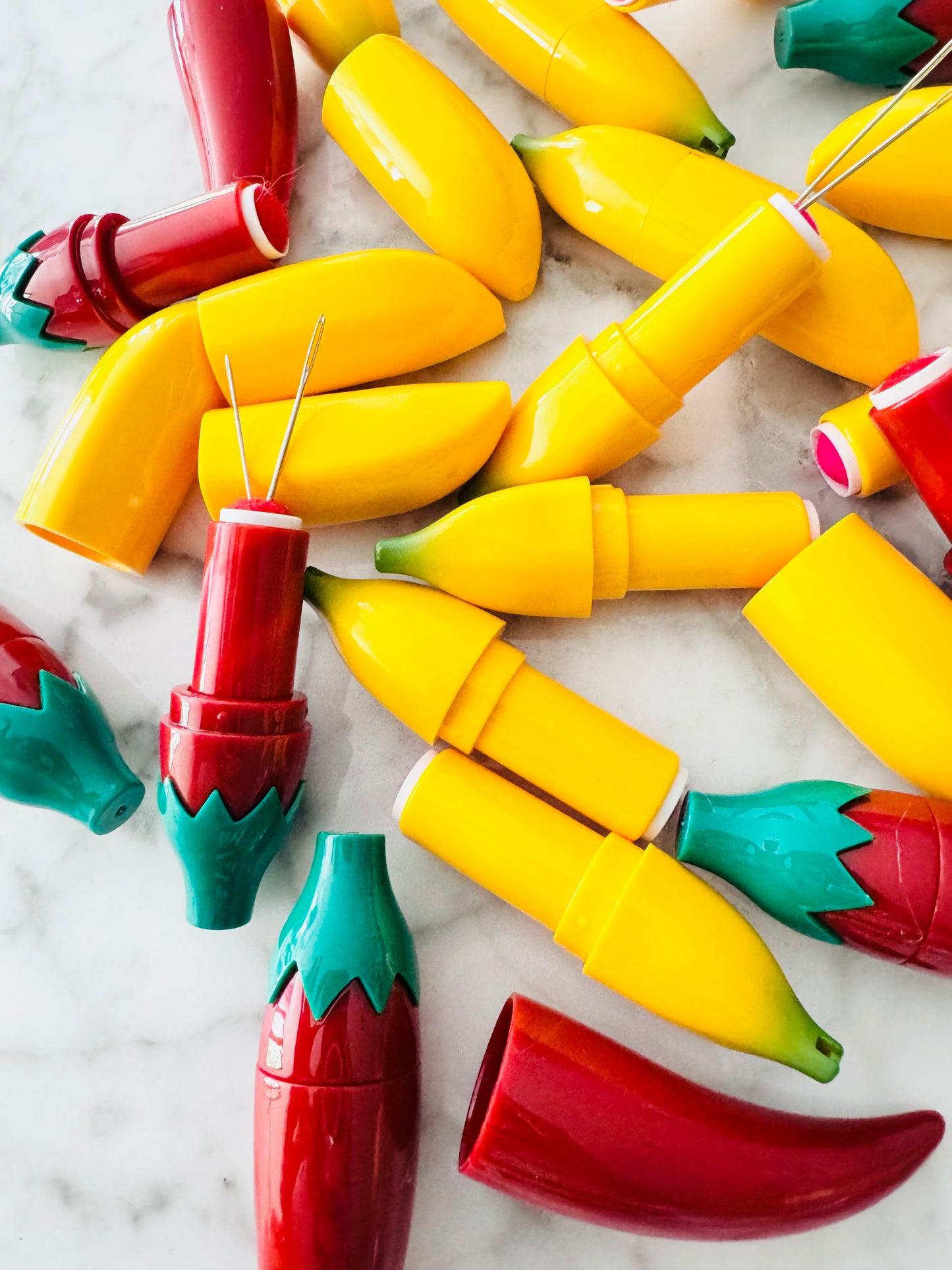 Chili Pepper Needle holder